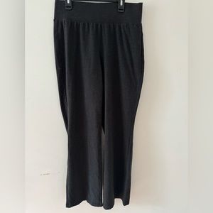 Flared leggings in dark grey